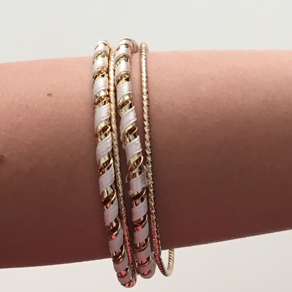 White and Gold set of 4 bracelets 👌🏻💘 - Picture 3 of 3